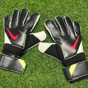 guantes nike negro con nike rojo